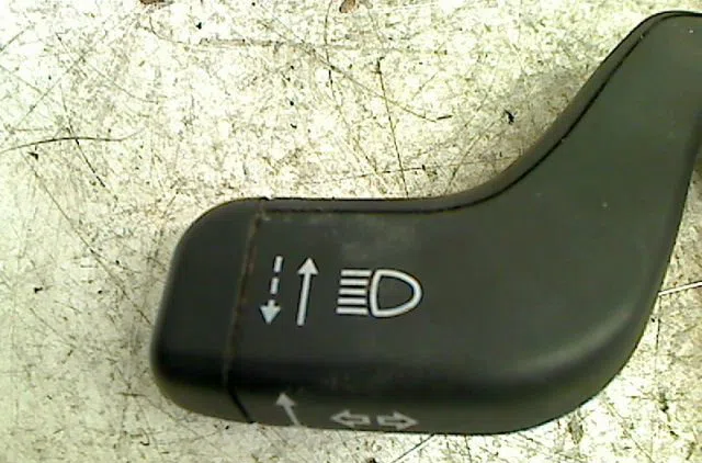 Commande clignotant OPEL CORSA occasion — photo 3