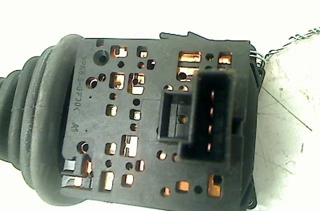 Commande clignotant Opel MERIVA A Monospace (X03) 1.3 cdti (e75) (2003-2010) occasion — photo 4