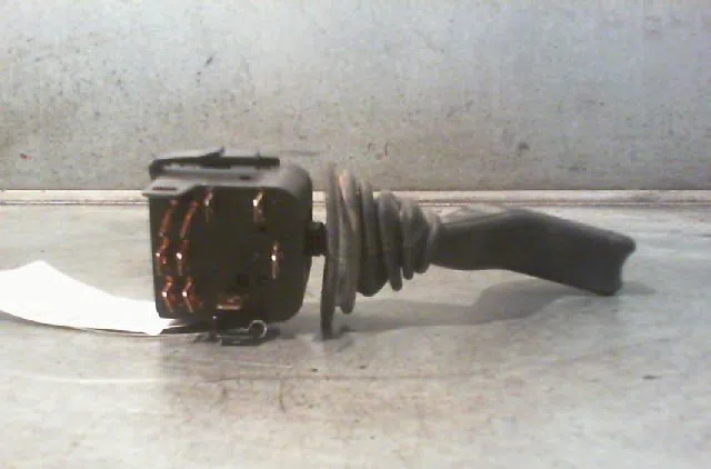 Commande clignotant OPEL OMEGA 1995 occasion — photo 2