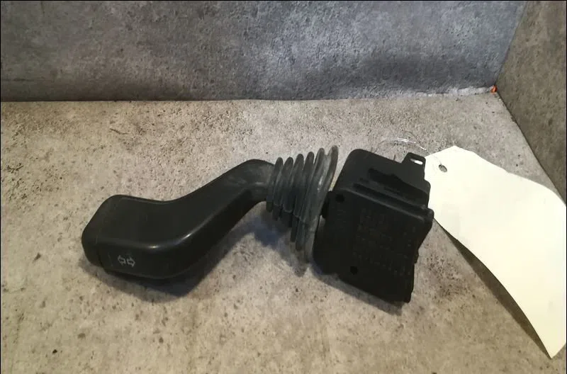 Commande clignotant Opel VECTRA A 3-5 portes (J89) 1.7 td (f68, m68) (1990-1995) occasion — photo 3