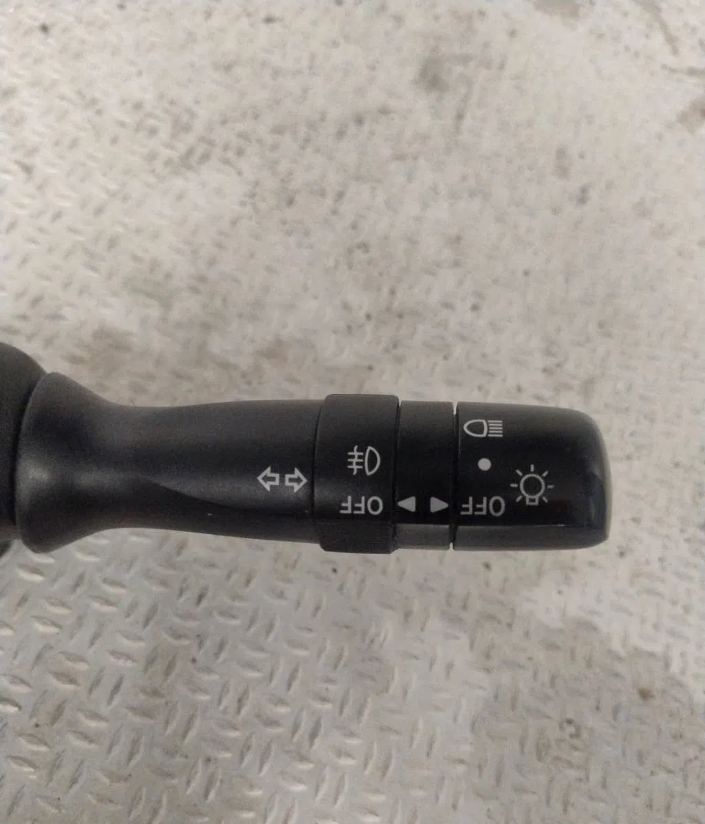 Commande clignotant Peugeot 107 (PM_, PN_) 1.0 (2005-2014) 3 portes occasion — photo 2