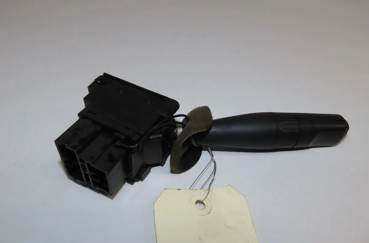 Commande clignotant Peugeot 306 Break (7E, N3, N5) 1.9 td (1997-2002) occasion — photo 2
