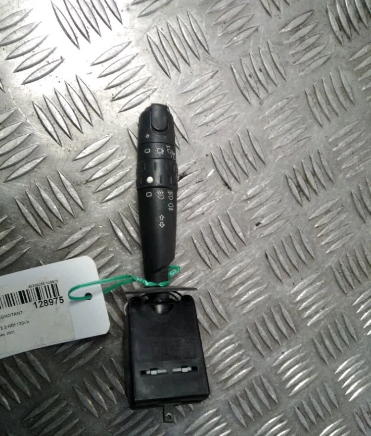Commande clignotant Peugeot 406 (8B) 2.2 hdi (2000-2004) occasion — photo 3