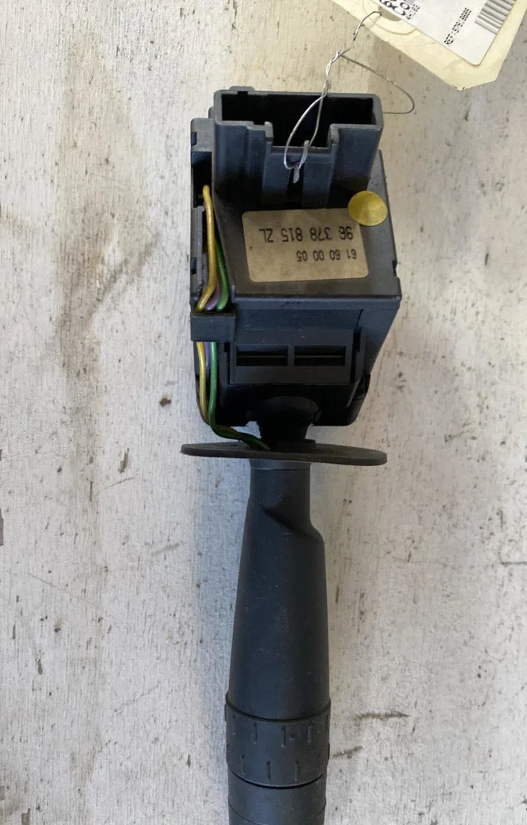 Commande clignotant Peugeot 607 (9D, 9U) 2.2 hdi (2000-2006) occasion