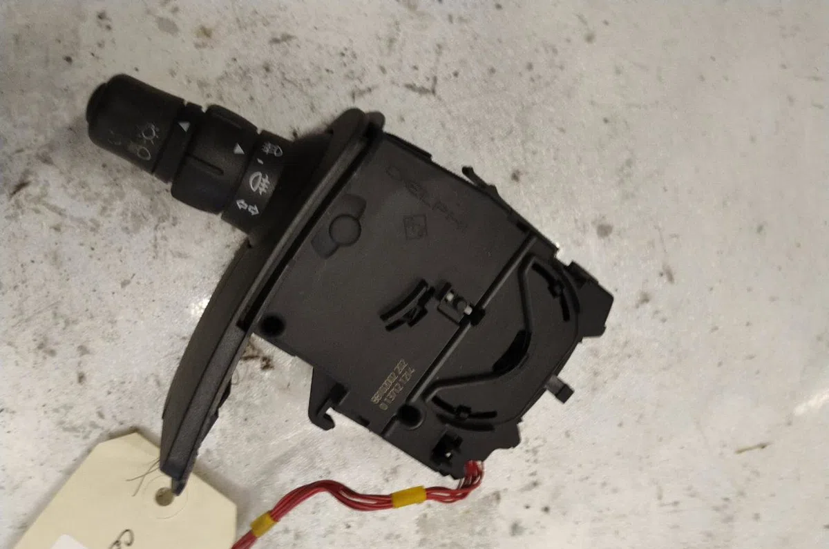 Commande clignotant RENAULT CLIO 3 PHASE 2 occasion