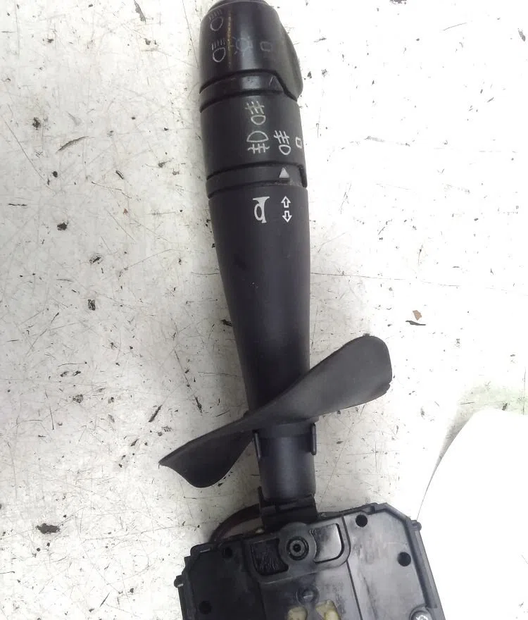 Commande clignotant RENAULT CLIO II 1998 occasion — photo 2