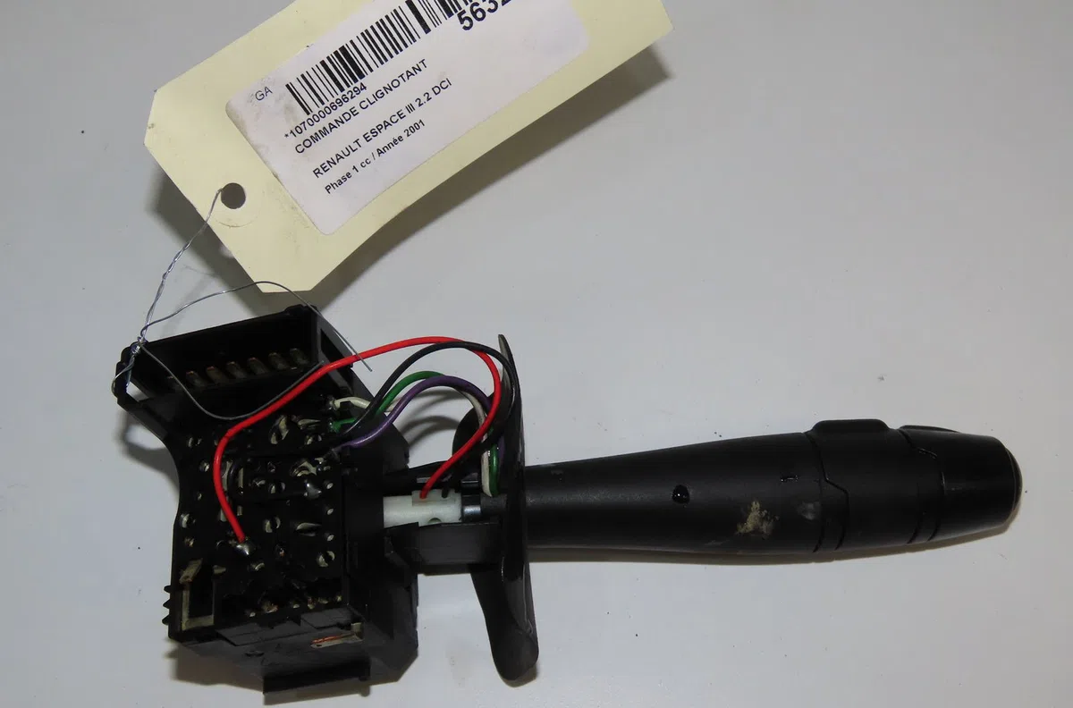 Commande clignotant Renault ESPACE III (JE0_) 2.2 dci (je0k) (2000-2002) 5 portes occasion — photo 2