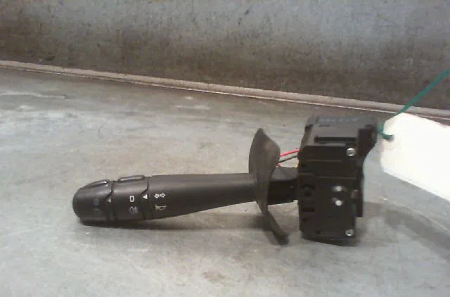 Commande clignotant Renault ESPACE III (JE0_) 2.2 dci (je0s) (2000-2002) occasion — photo 3