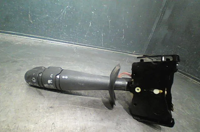 Commande clignotant Renault ESPACE IV (JK0-1_) 2.2 dci (jk0h) (2002-2006) occasion — photo 3
