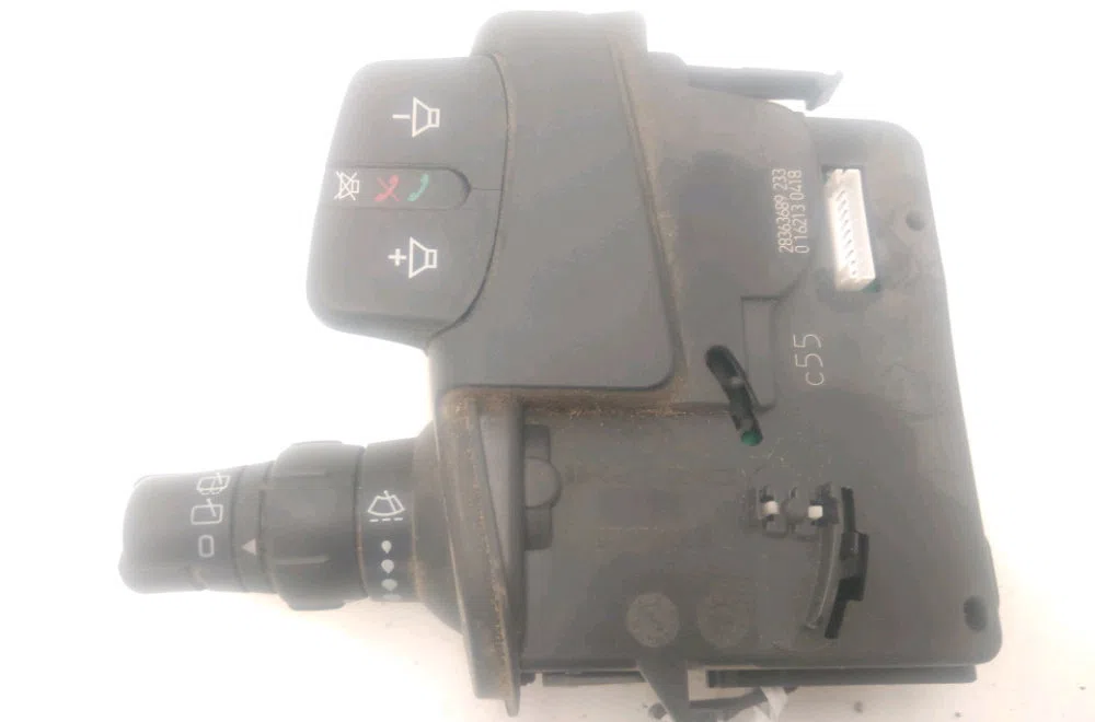 Commande clignotant Renault KANGOO Express (FW0-1_) 1.5 dci 90 (fw0g, fw05, fw08, fw11) (2009) 4 portes occasion