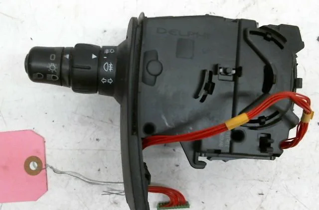 Commande clignotant Renault KANGOO - GRAND KANGOO II (KW0-1_) 1.2 tce 115 (kw02, kw14) (2013) occasion