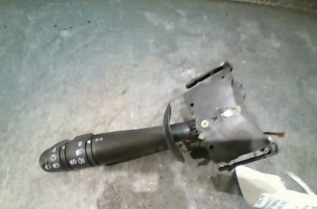 Commande clignotant Renault LAGUNA II Grandtour (KG0-1_) 2.2 dci (kg0f) (2001-2006) occasion — photo 3