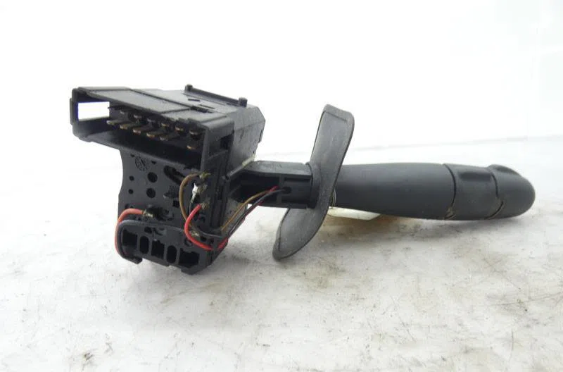 Commande clignotant RENAULT MEGANE 1 PHASE 1 occasion — photo 4