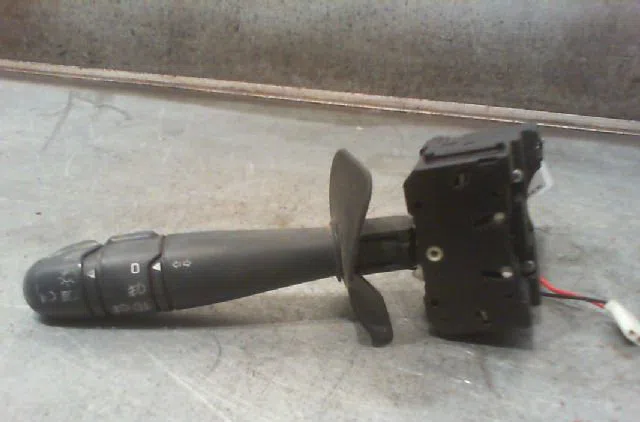 Commande clignotant RENAULT MEGANE I Phase 1 11-1995--03-1999 occasion — photo 3