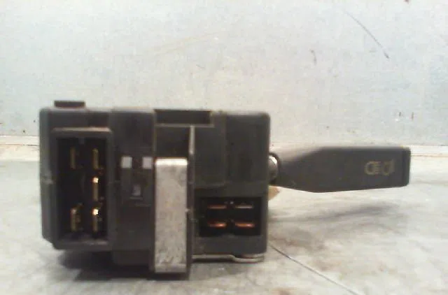 Commande clignotant RENAULT R19 1989 occasion — photo 2