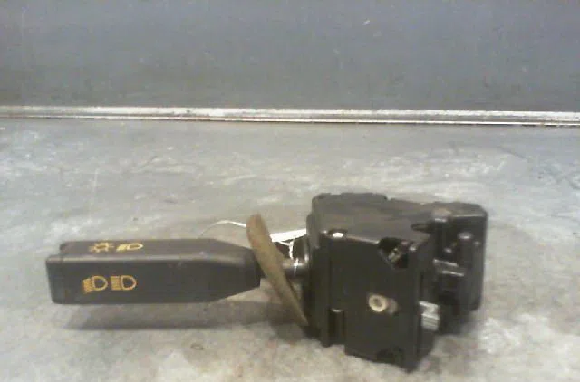 Commande clignotant RENAULT R21 1989 occasion — photo 3