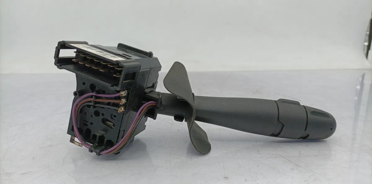 Commande clignotant RENAULT SCENIC 1 PHASE 2 occasion — photo 2