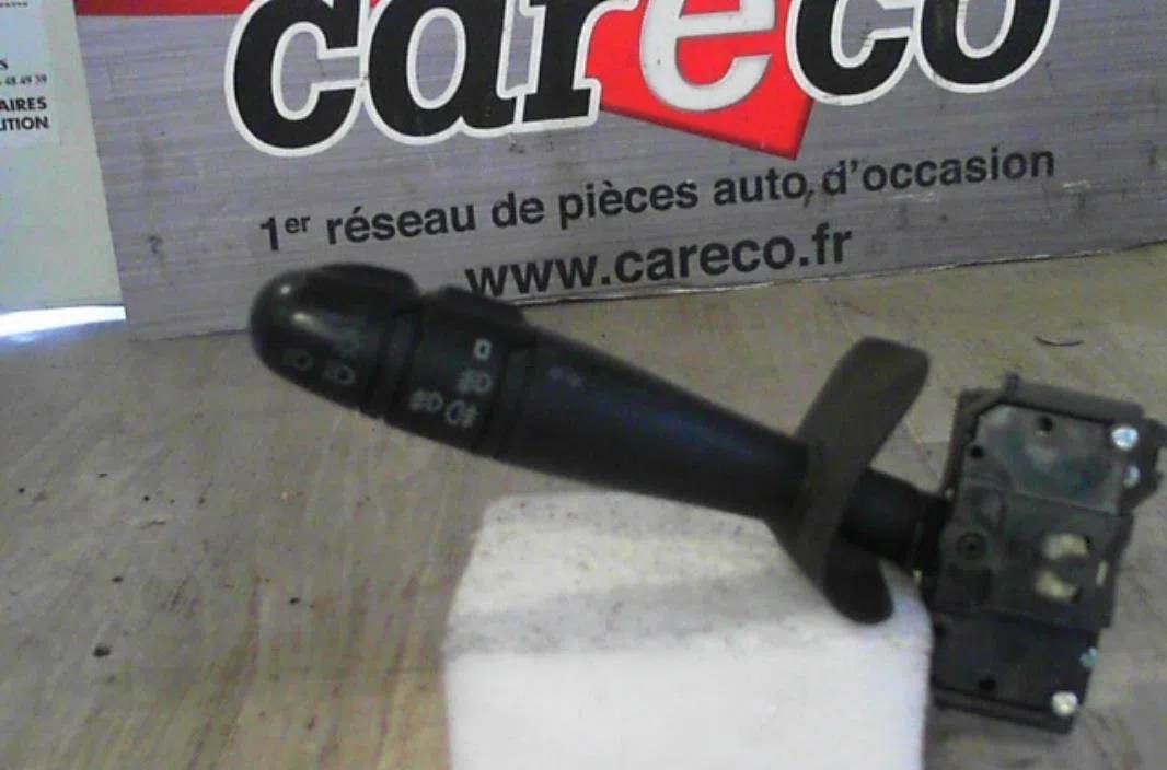 Commande clignotant RENAULT SCENIC 1  SCENIC 1 PHASE 2 occasion