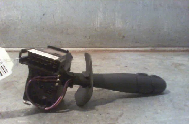 Commande clignotant RENAULT SCENIC I Phase 1 09-1996--08-1999 occasion — photo 2