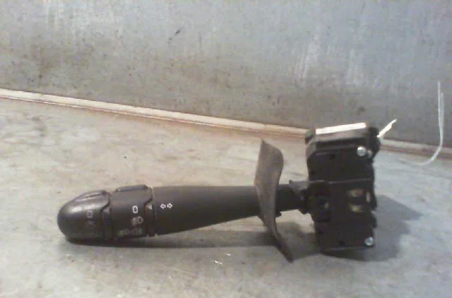 Commande clignotant RENAULT SCENIC I Phase 1 09-1996--08-1999 occasion — photo 4