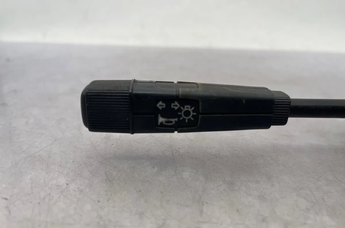 Commande clignotant RENAULT SUPER 5 occasion — photo 3