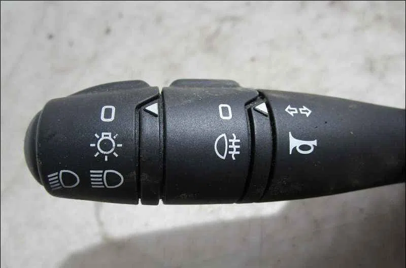 Commande clignotant RENAULT TWINGO II occasion