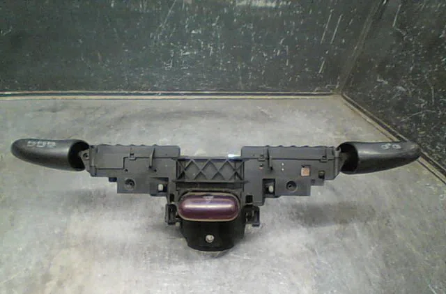 Commande clignotant Seat ALHAMBRA (7V8, 7V9) 1.9 tdi (1996-2010) occasion — photo 4