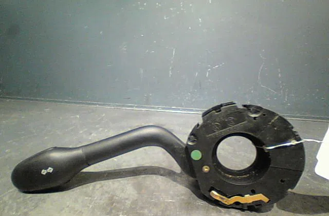 Commande clignotant SEAT AROSA Phase 1 07-1997--11-2000 occasion — photo 2