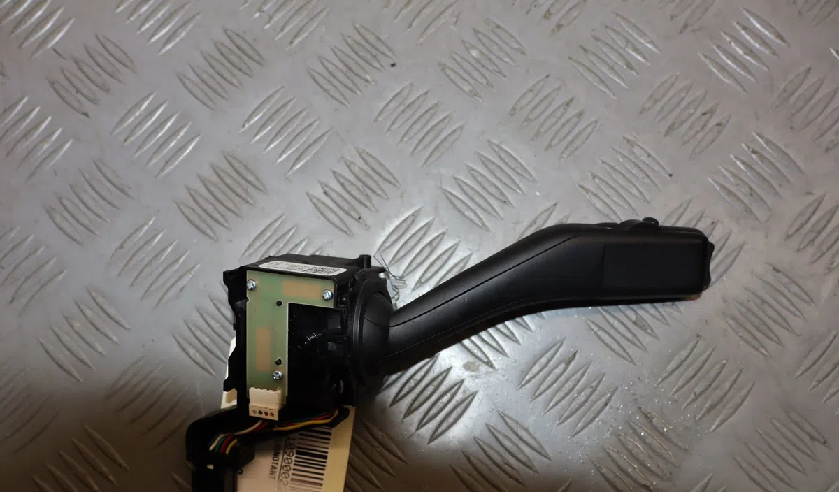 Commande clignotant Seat LEON (1P1) 1.6 tdi (2010-2012) occasion — photo 2