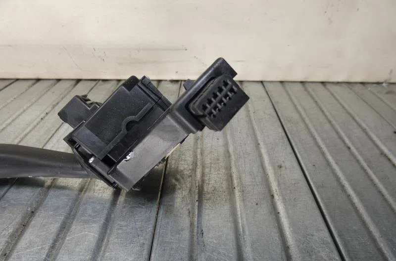Commande clignotant SEAT LEON 2 PHASE 1 occasion — photo 2