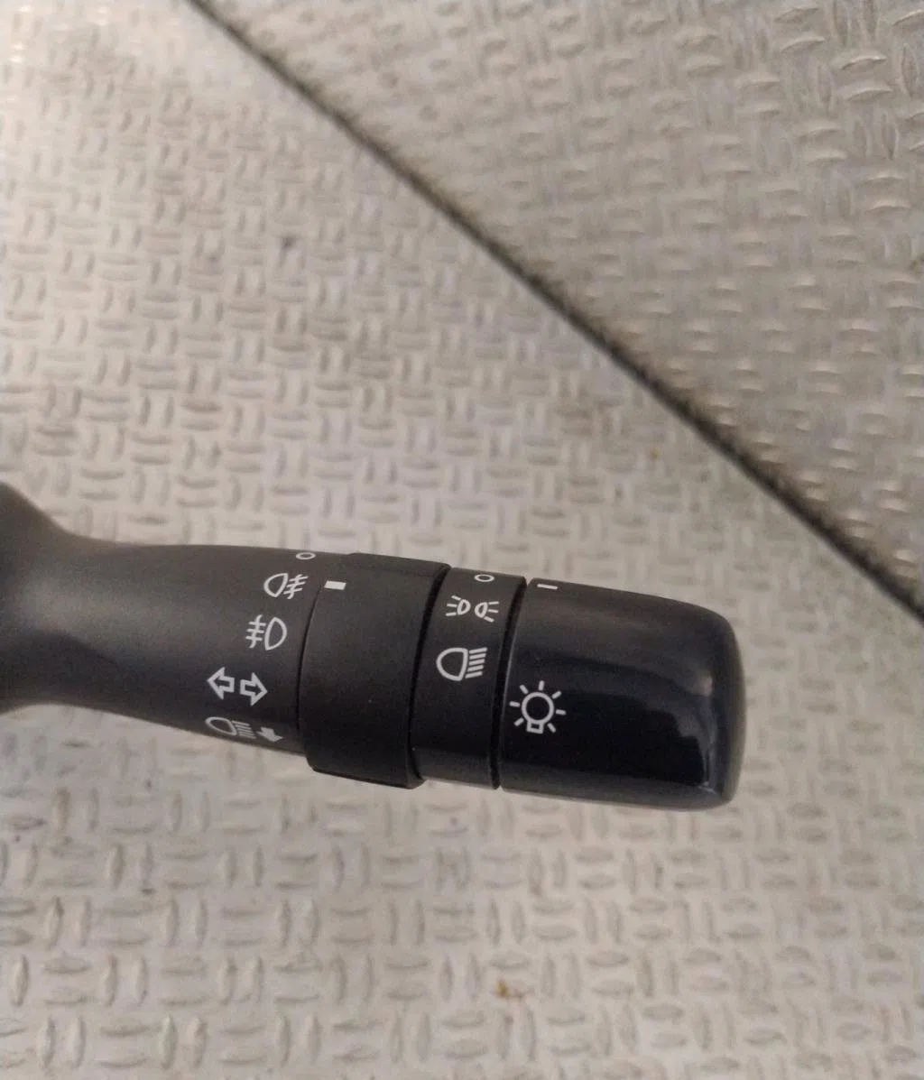 Commande clignotant TOYOTA AURIS 1  AURIS 1 PHASE 2 occasion — photo 2