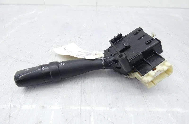 Commande clignotant TOYOTA COROLLA VERSO 2 PHASE 1 occasion — photo 2