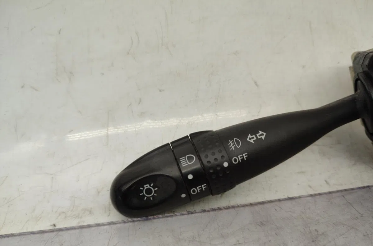 Commande clignotant TOYOTA RAV4 2 PHASE 1 occasion — photo 3