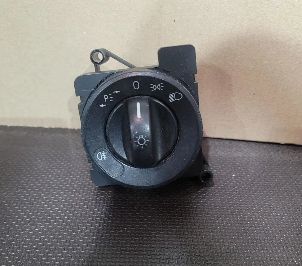 Commande clignotant Volkswagen CRAFTER 30-50 Camionnette (2E_) 2.5 tdi (2006-2011) occasion — photo 2