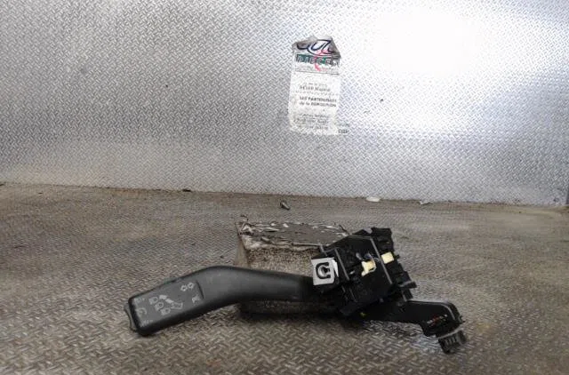 Commande clignotant VOLKSWAGEN GOLF 6  GOLF 6 occasion — photo 2