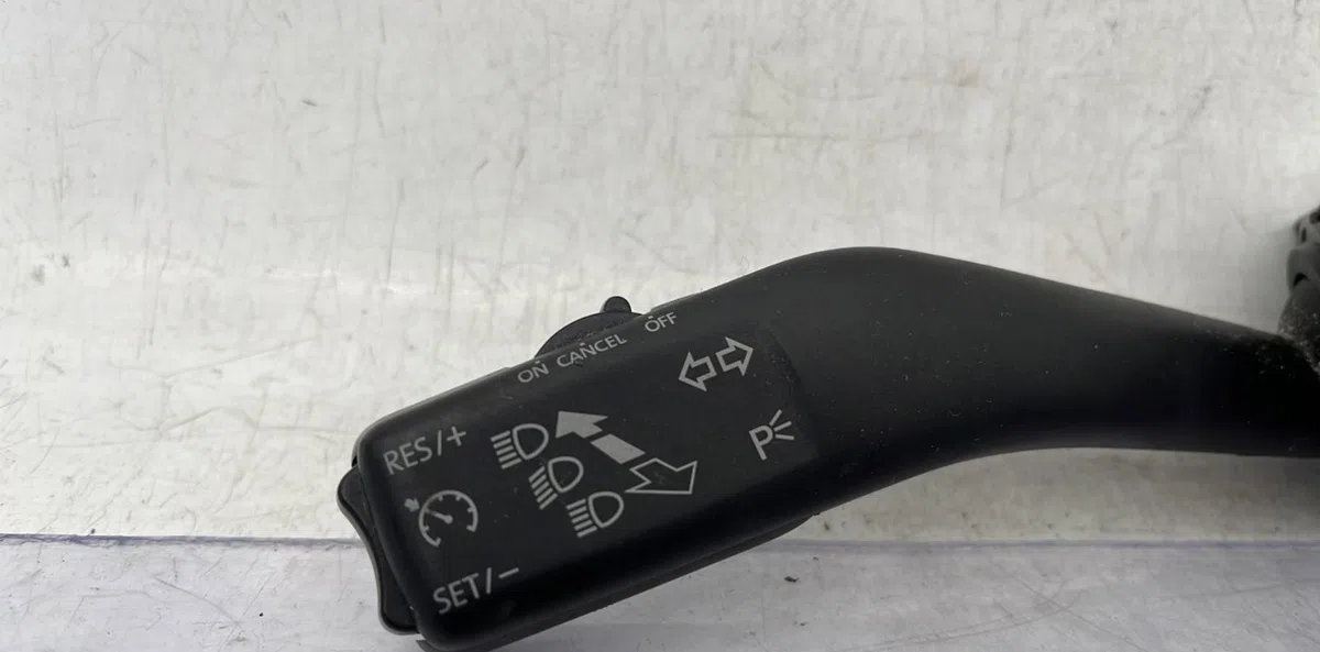 Commande clignotant VOLKSWAGEN GOLF 6 occasion — photo 3
