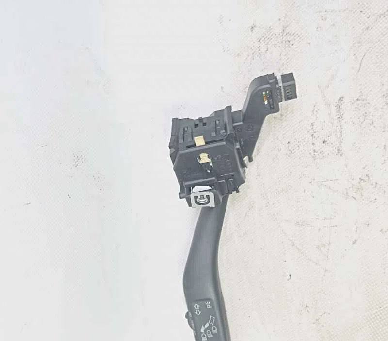 COMMANDE CLIGNOTANT VOLKSWAGEN GOLF V 1K0953513G9B9 — photo 2