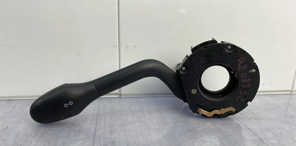 Commande clignotant VOLKSWAGEN LUPO occasion — photo 2