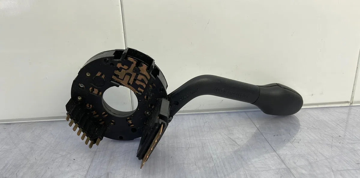 Commande clignotant VOLKSWAGEN LUPO occasion — photo 3