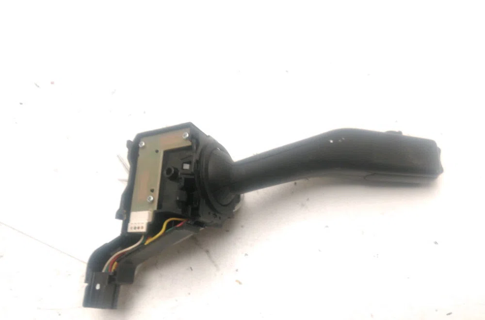Commande clignotant Volkswagen TOURAN (1T1, 1T2) 1.9 tdi (2003-2004) occasion — photo 2