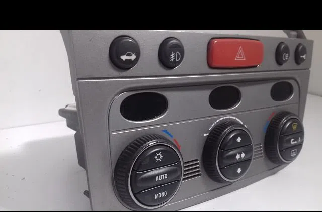 Commande de chauffage Alfa romeo 147 (937_) 1.6 16v t.spark (937.axa1a, 937.axb1a, 937.bxb1a) (2001-2010) occasion