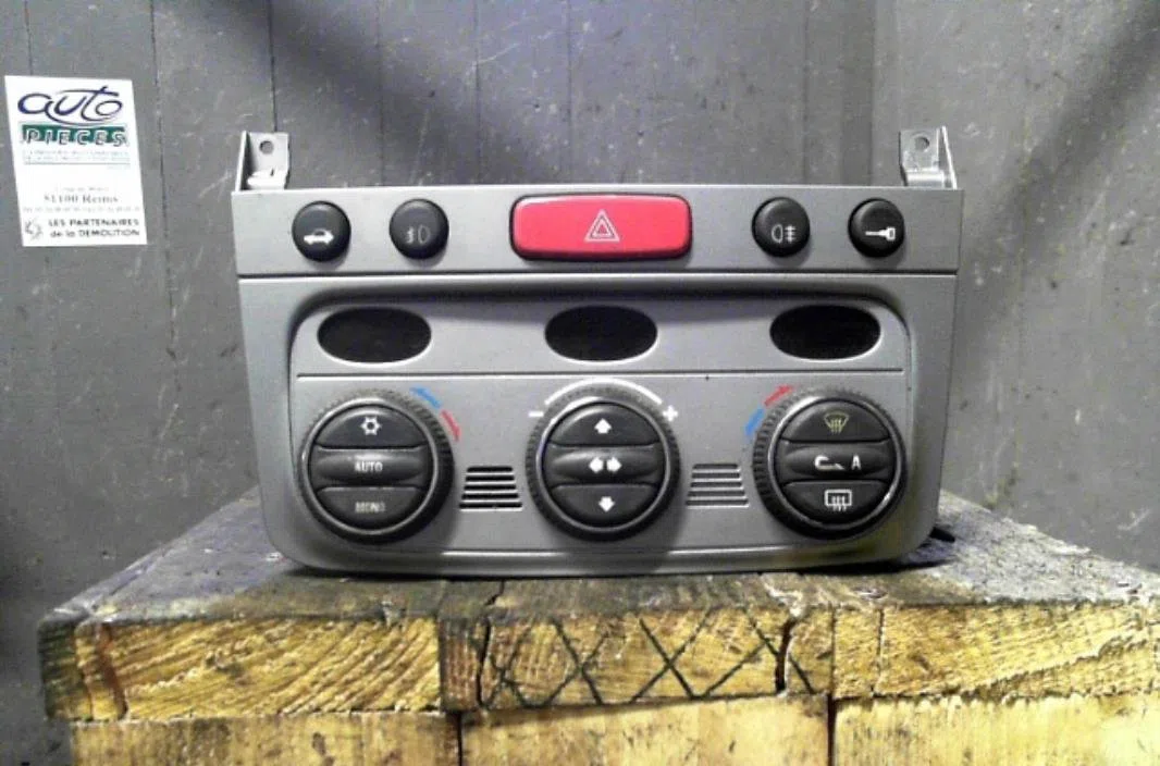 Commande de chauffage Alfa romeo 147 (937_) 1.9 jtdm 16v (937.axn1b, 937.bxn1b) (2004-2010) occasion — photo 2