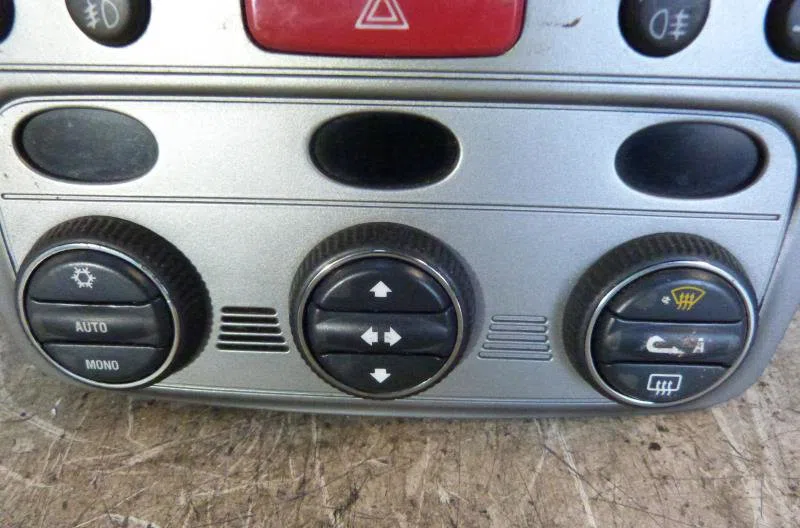 Commande de chauffage ALFA ROMEO 147 PHASE 1 occasion