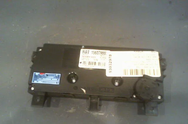 Commande de chauffage ALFA ROMEO 159 Phase 1 09-2005--05-2013 occasion — photo 2