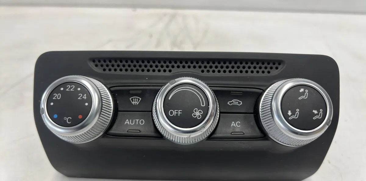 Commande de chauffage AUDI A1 1 PHASE 1 occasion