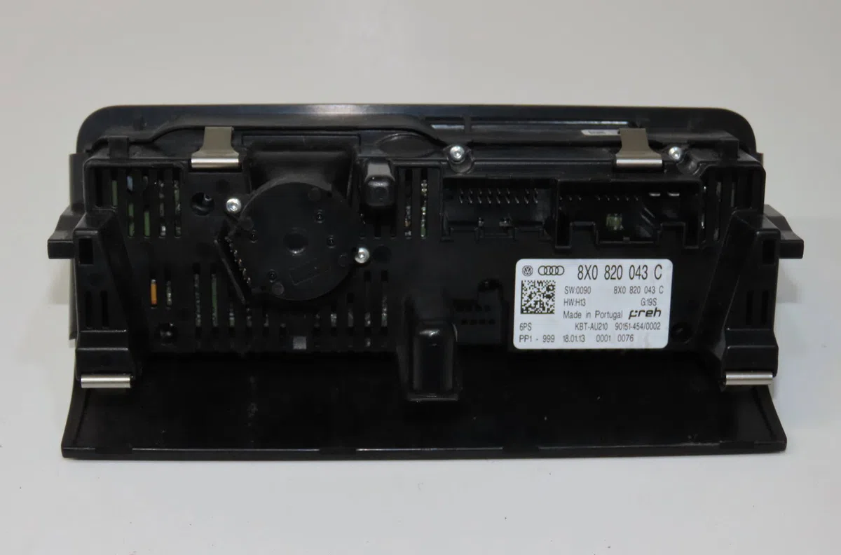 Commande de chauffage Audi A1 (8X1, 8XK) 1.6 tdi (2011-2015) occasion — photo 2