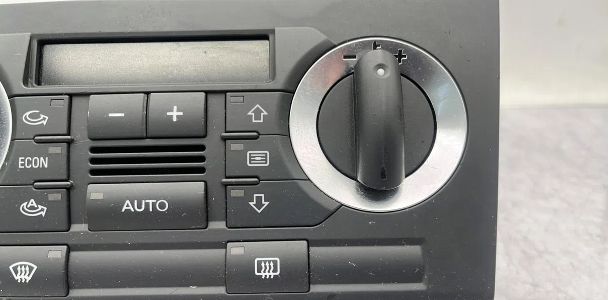Commande de chauffage AUDI A3 2 SPORTBACK PHASE 1 occasion — photo 3
