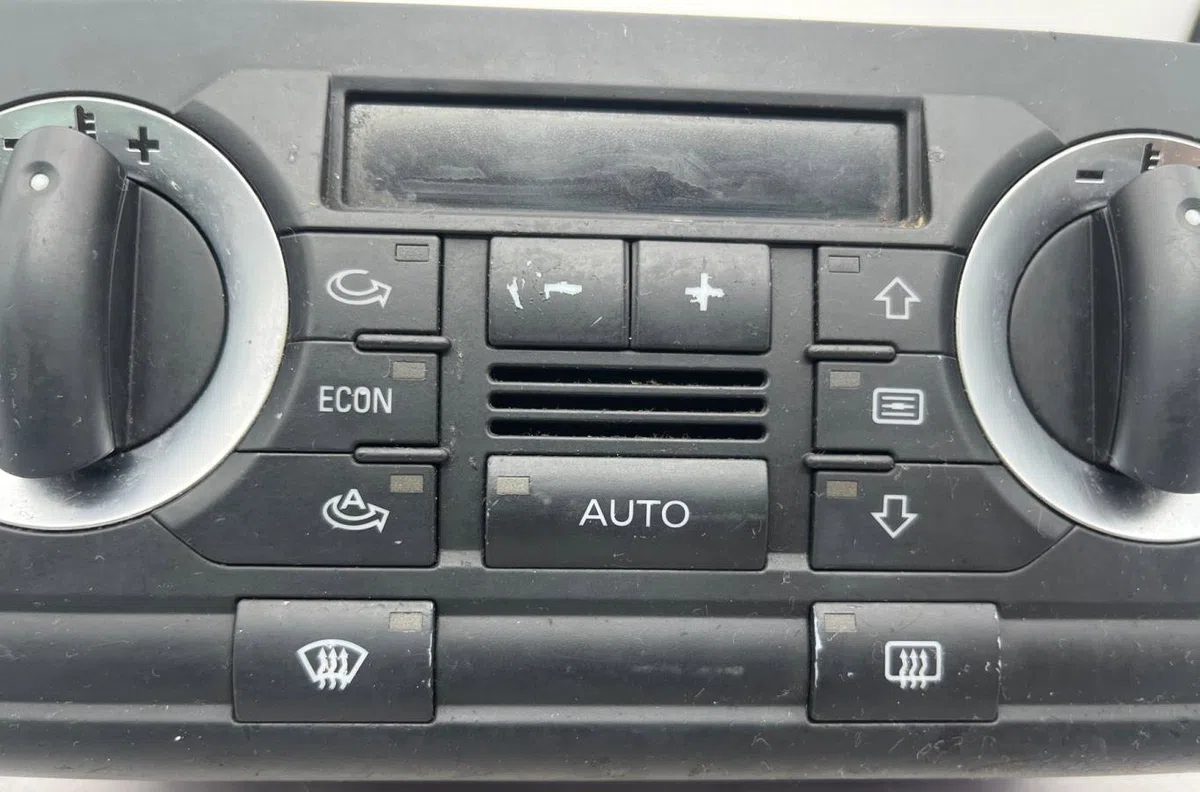Commande de chauffage AUDI A3 2 SPORTBACK PHASE 1 occasion — photo 3