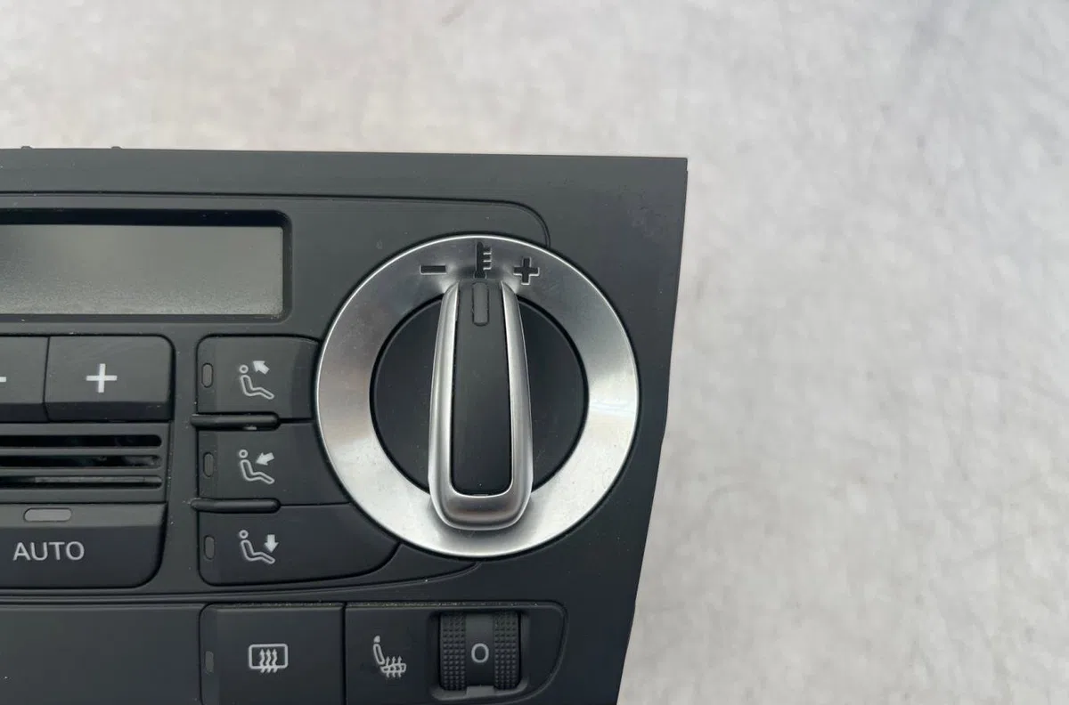 Commande de chauffage AUDI A3 2 SPORTBACK PHASE 2 occasion — photo 3