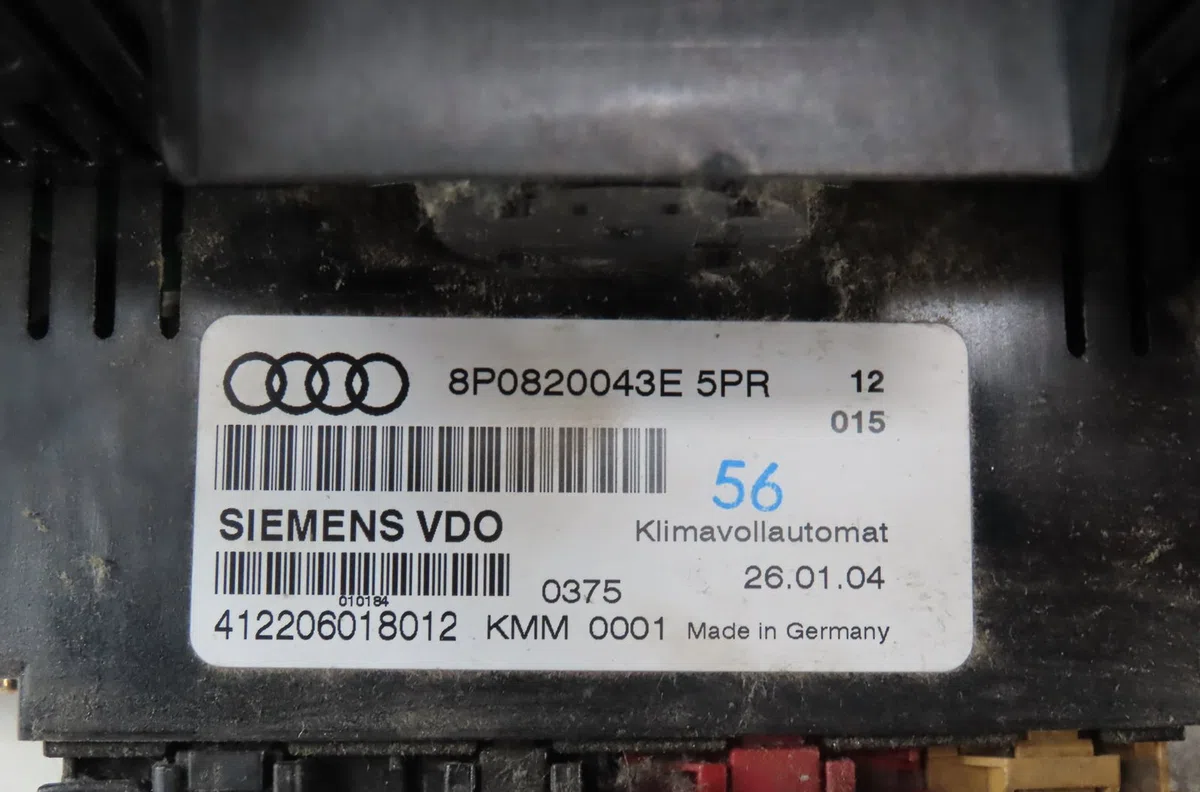 Commande de chauffage Audi A3 (8P1) 1.9 tdi (2003-2010) 3 portes occasion — photo 2